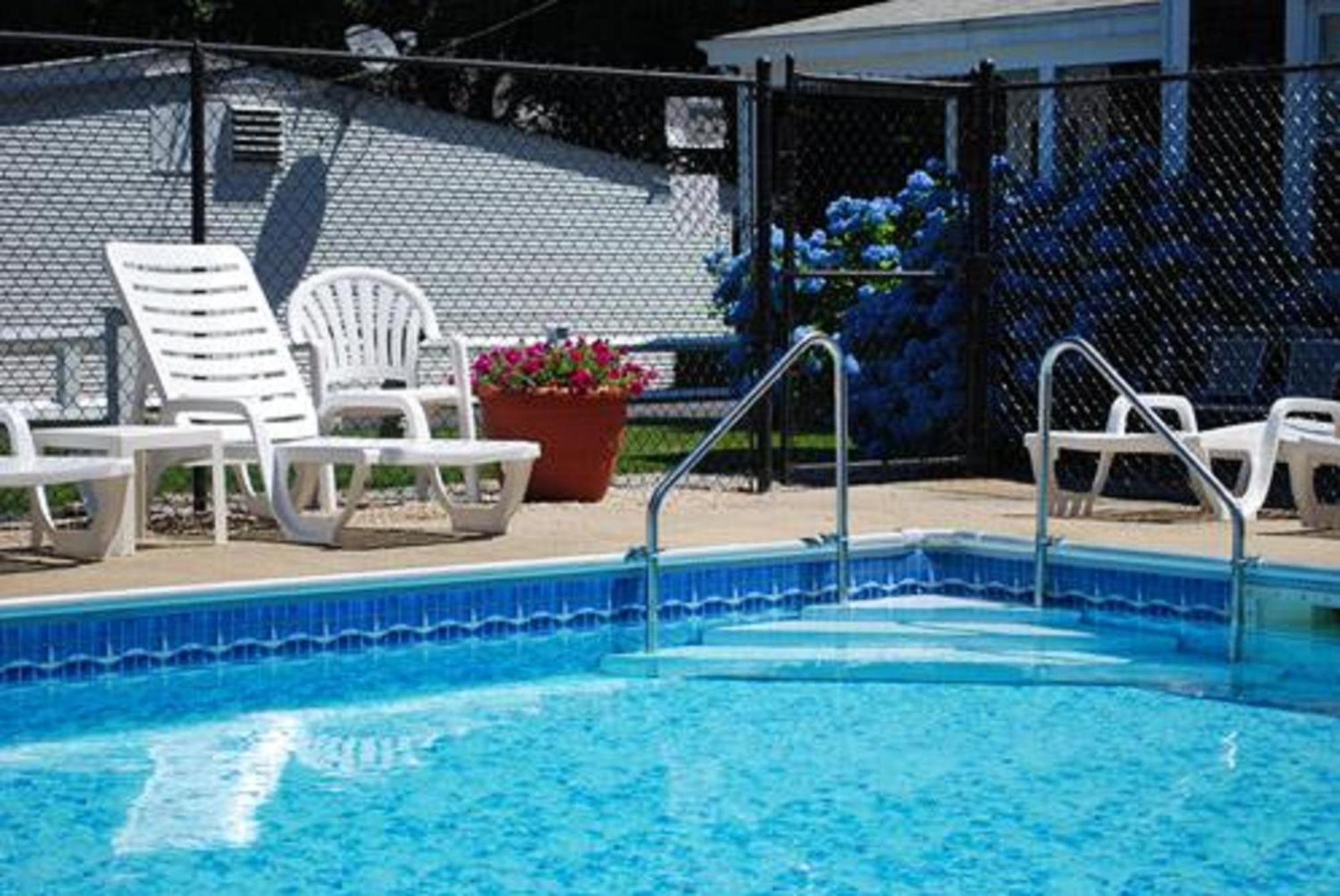 Mariner Motel Falmouth Exterior photo